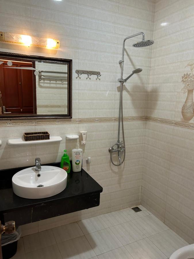 Halong Starlight Inn & Travel Ha Long Bagian luar foto