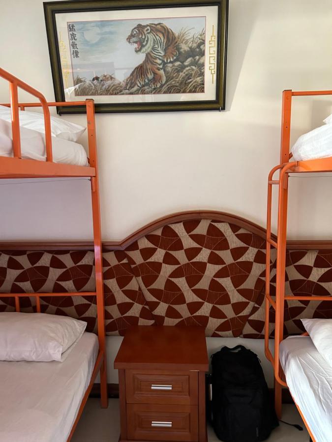 Halong Starlight Inn & Travel Ha Long Bagian luar foto