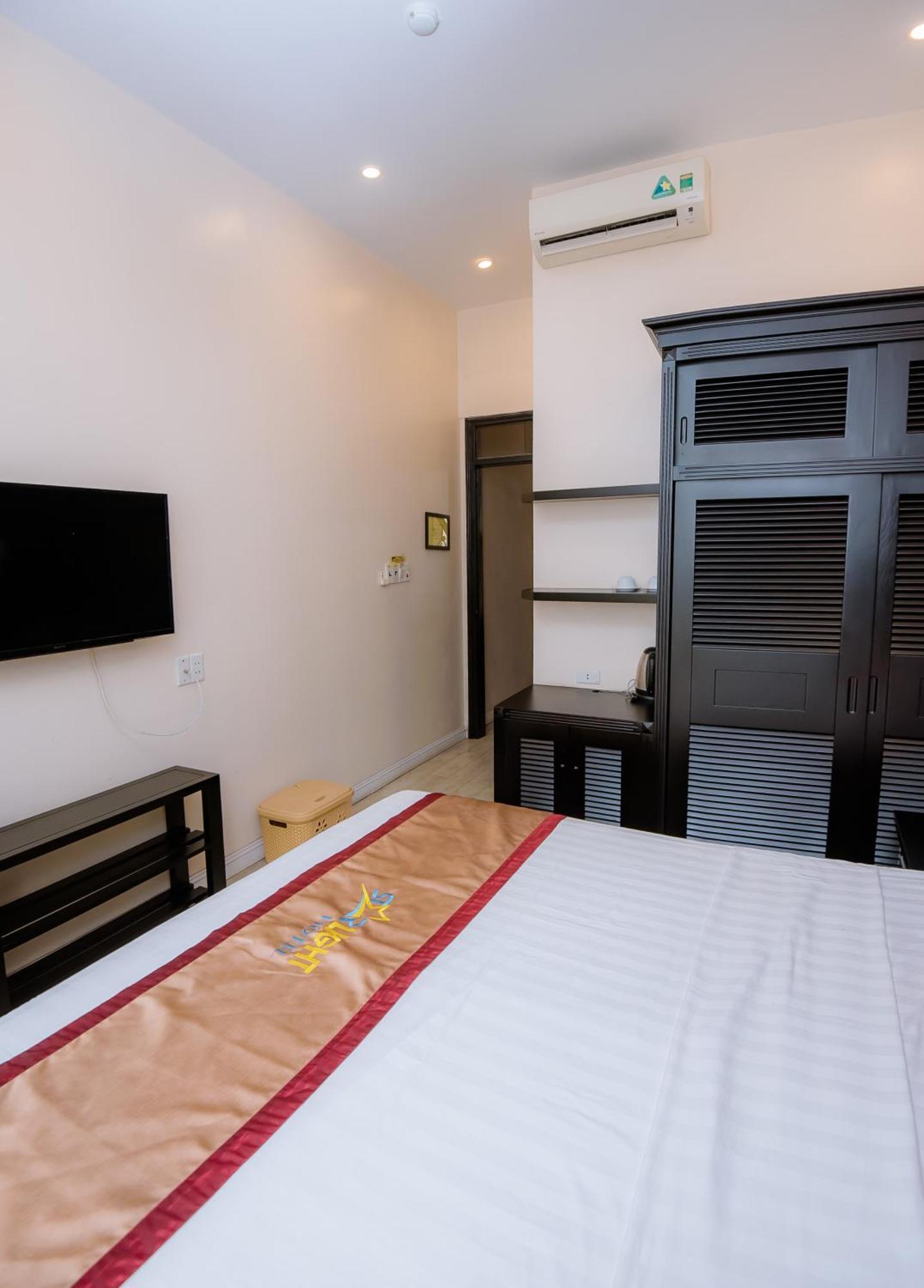 Halong Starlight Inn & Travel Ha Long Bagian luar foto