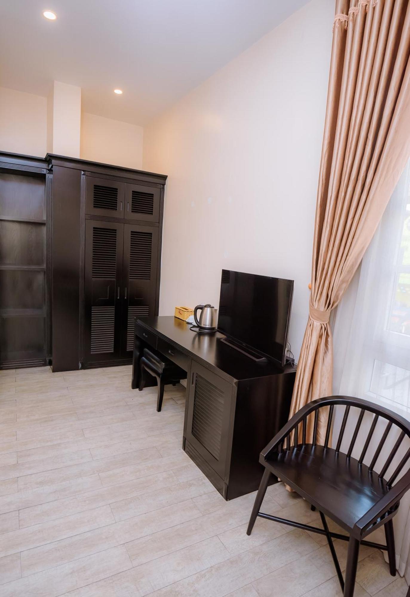 Halong Starlight Inn & Travel Ha Long Bagian luar foto