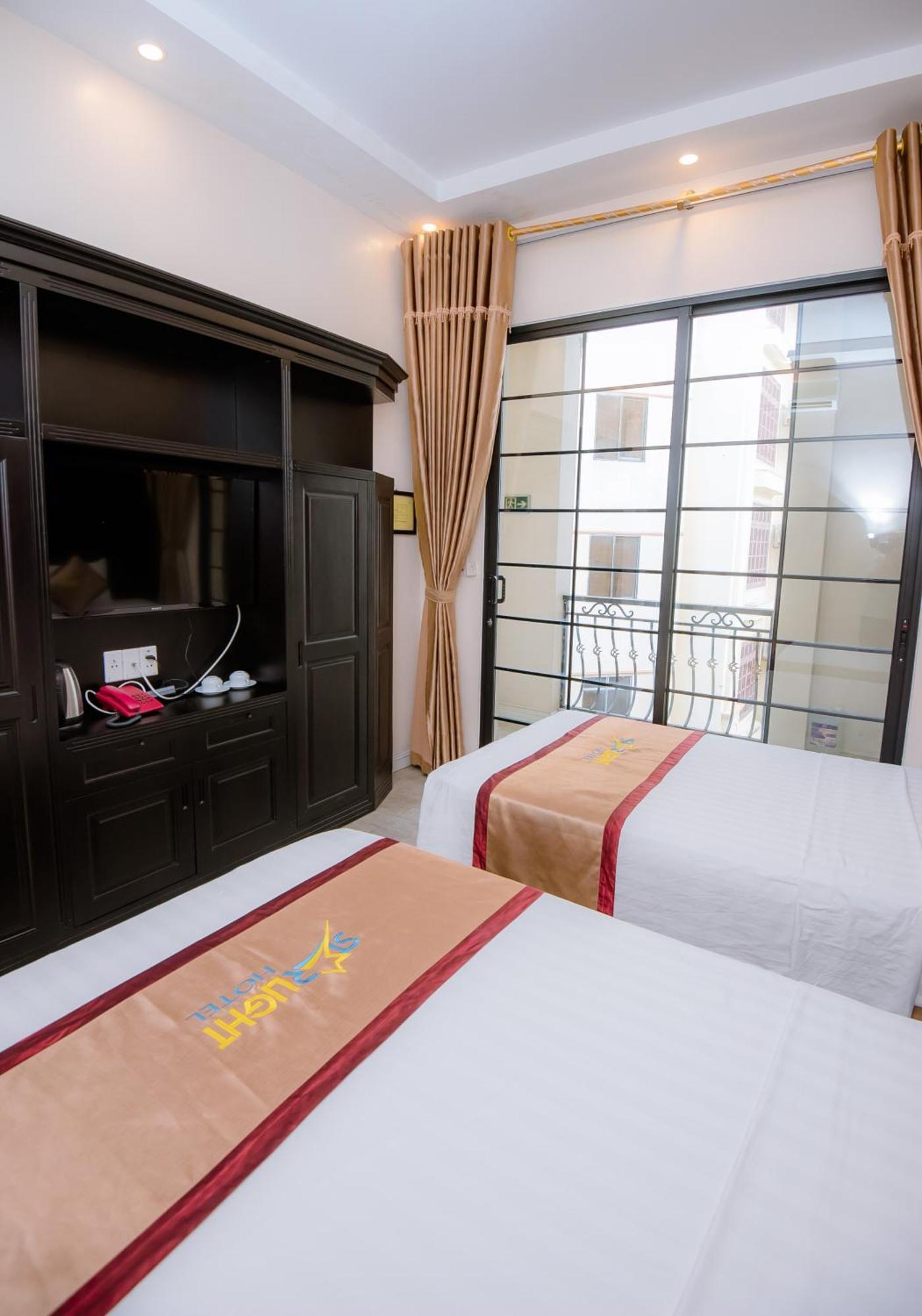 Halong Starlight Inn & Travel Ha Long Bagian luar foto